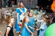 L-C1IV44kvw